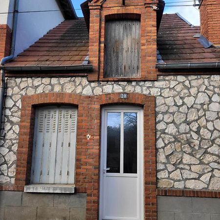 Petite Maison A Salbris Exteriör bild